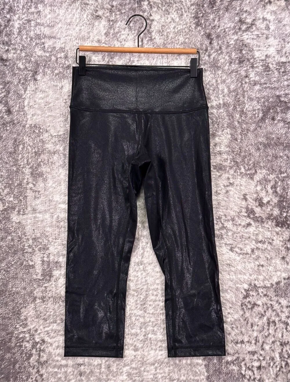 Lululemon Leggings 8 Womens Black Shiny Leather Wunder Under Crop